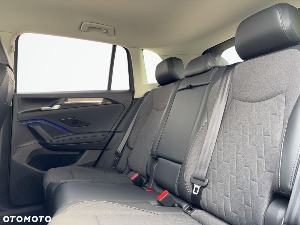 Volkswagen Tiguan - 19