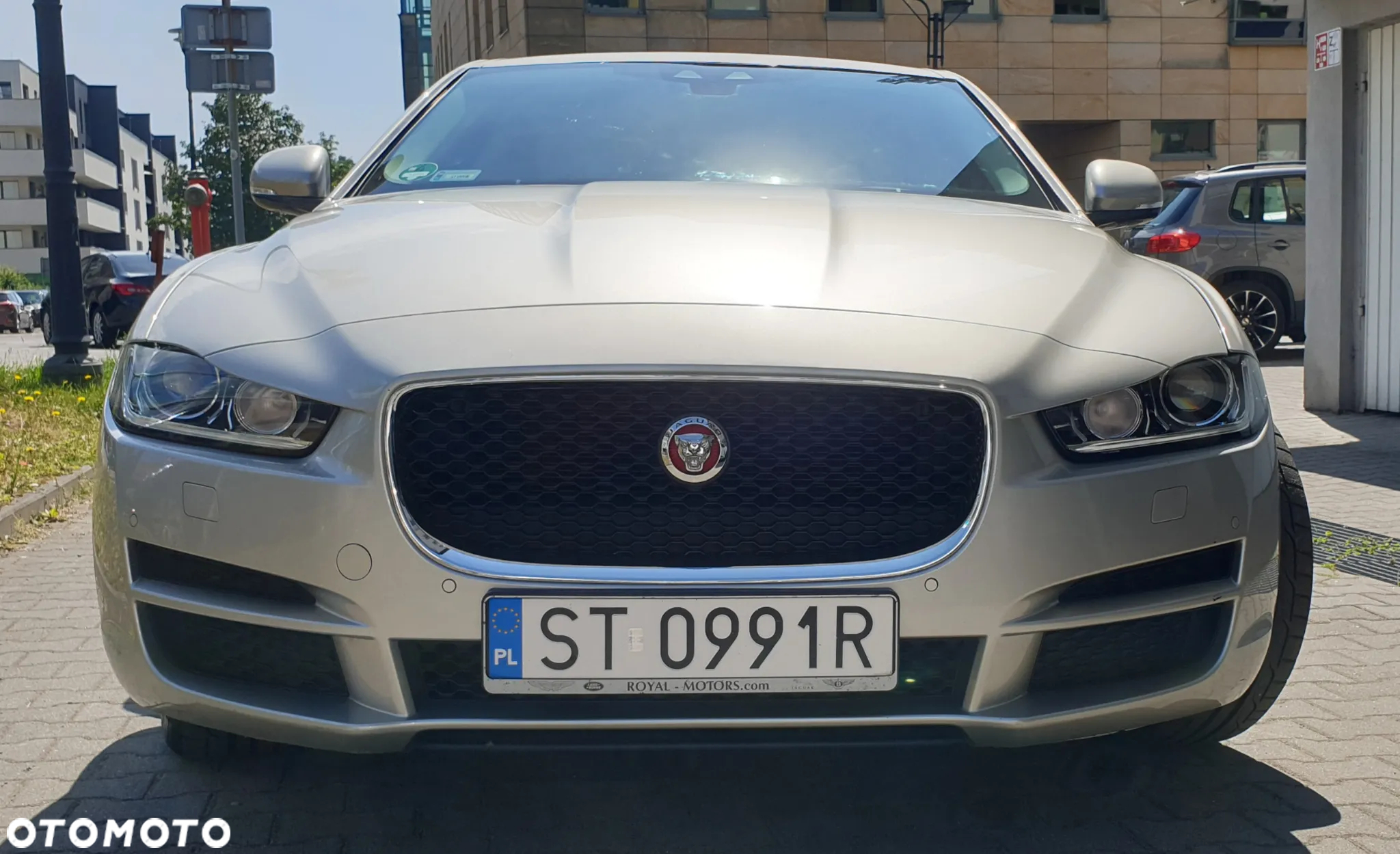 Jaguar XE 20d Prestige - 2