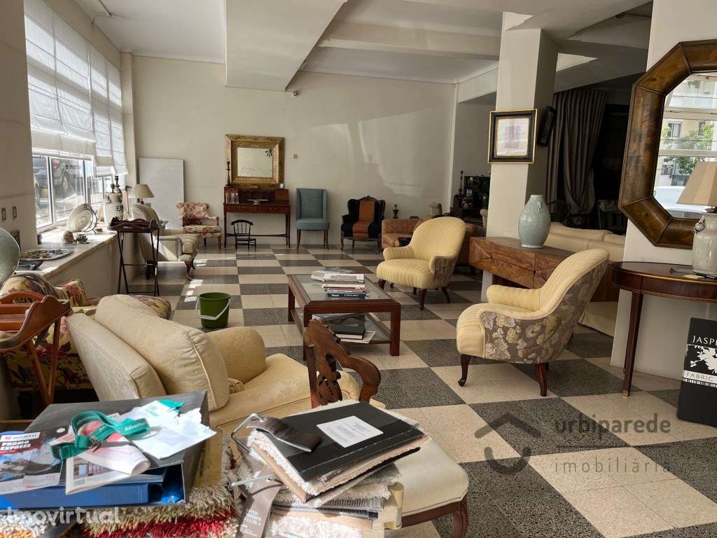 Loja em Oeiras com 400m2, com dois pisos, disponível. - Grande imagem: 3/24