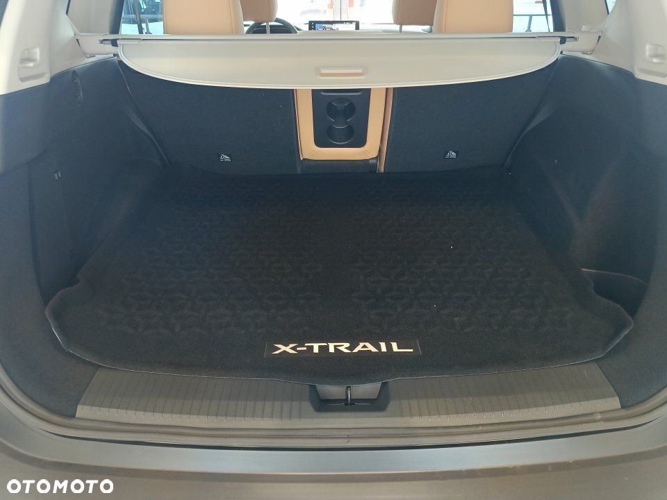 Nissan X-Trail - 8