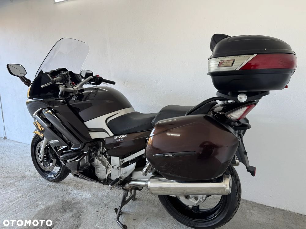 Yamaha FJR - 10