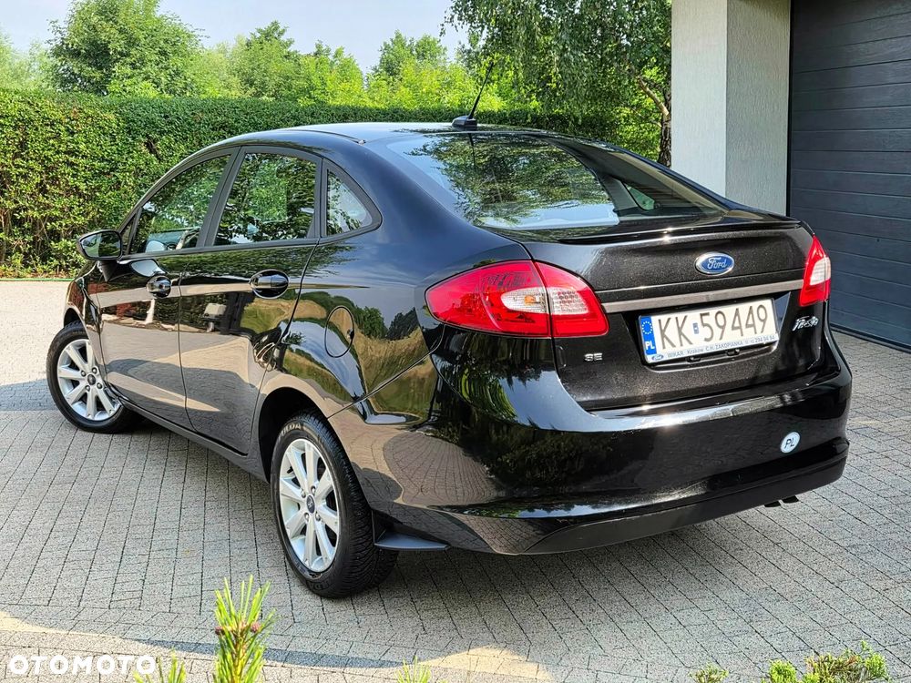 Ford Fiesta 1.6 Ti-VCT Titanium - 11