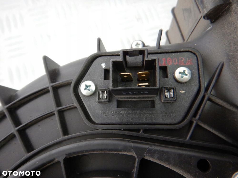 Nagrzewnica kompletna Ssang Yong Rodius 2004-2013 4051-0400 ORYGINAŁ - 2