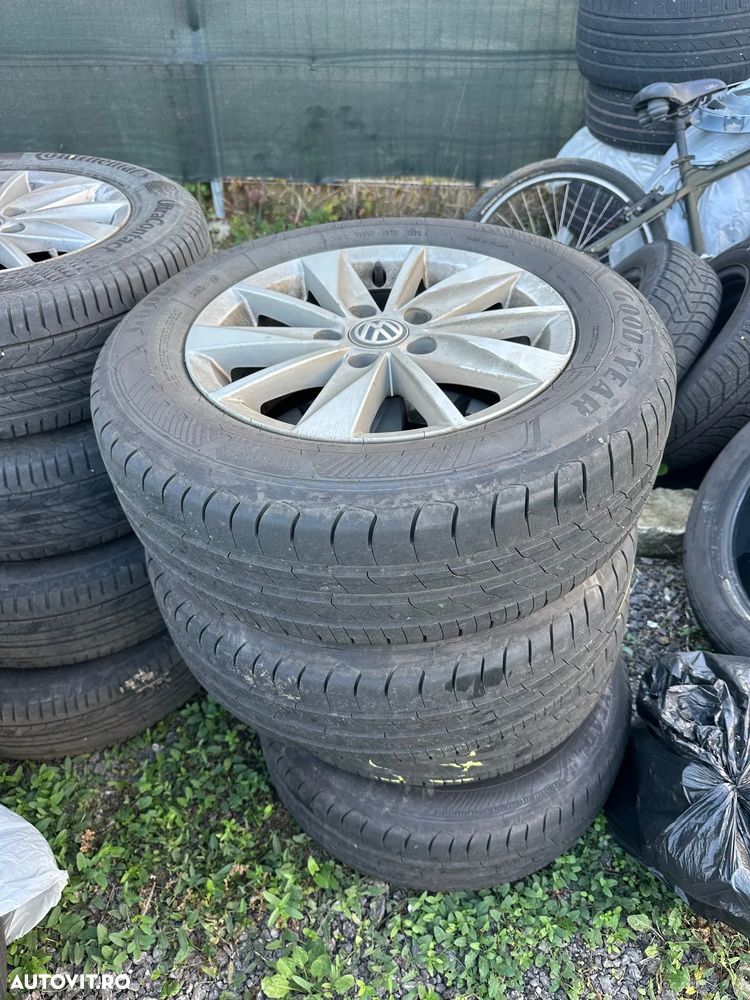 Volkswagen Golf 1.6 TDI DPF BMT Comfortline - 10