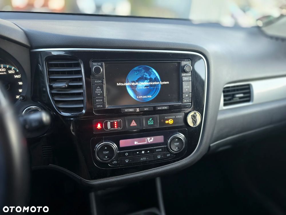 Mitsubishi Outlander 2.0 4WD - 14