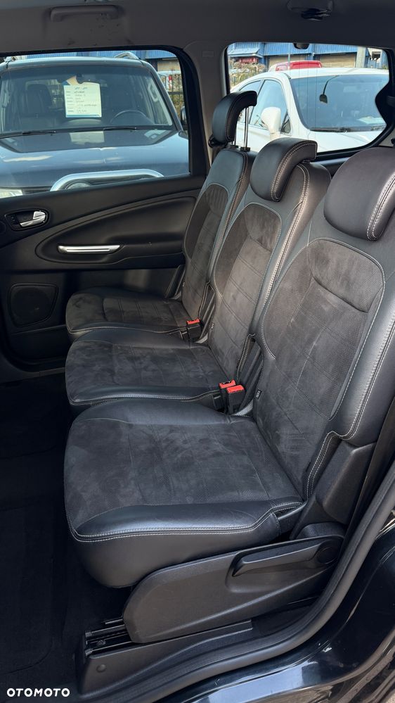 Ford Galaxy - 20