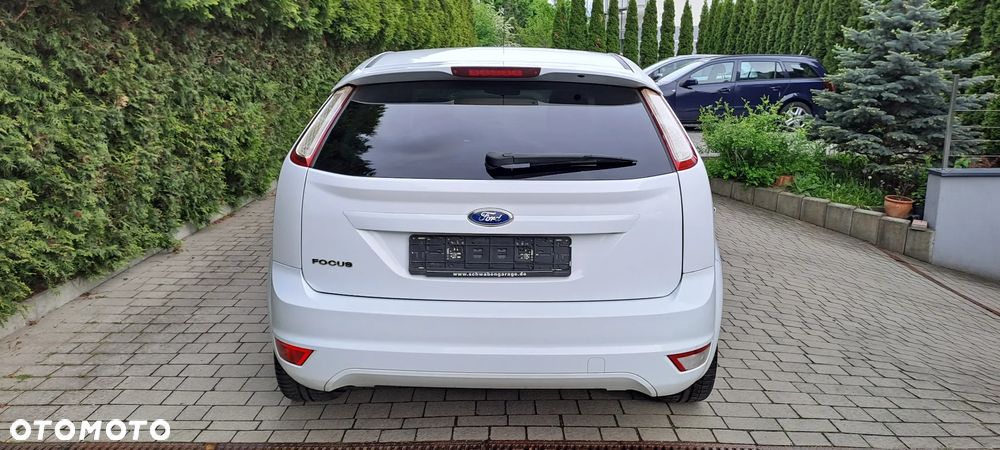 Ford Focus 1.8 White Magic - 11
