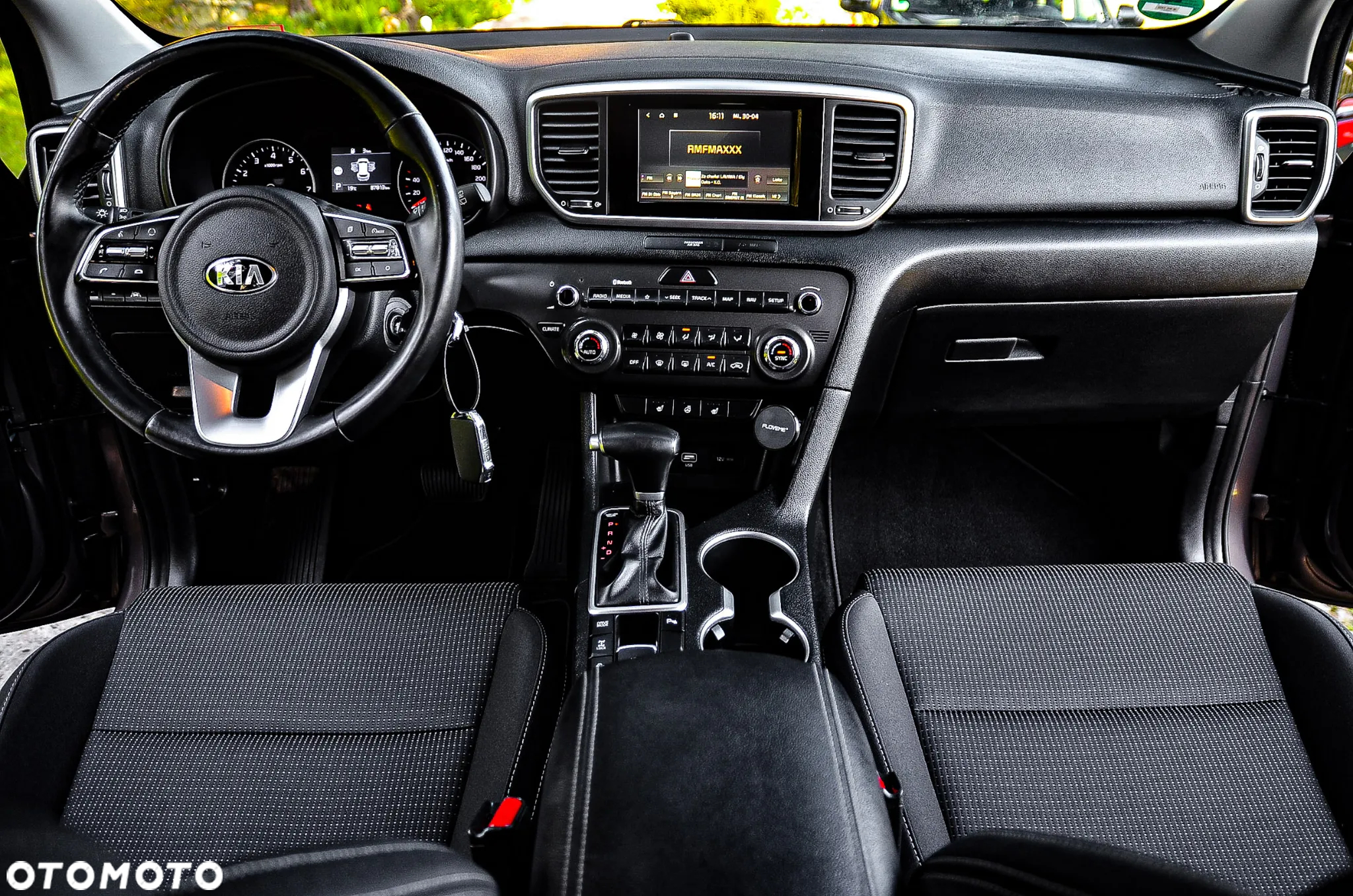Kia Sportage 1.6 T-GDI AWD DCT PLATINUM - 32