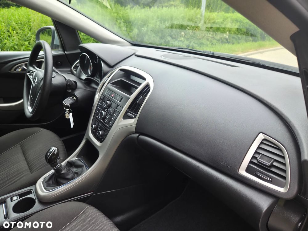 Opel Astra 1.6 - 24