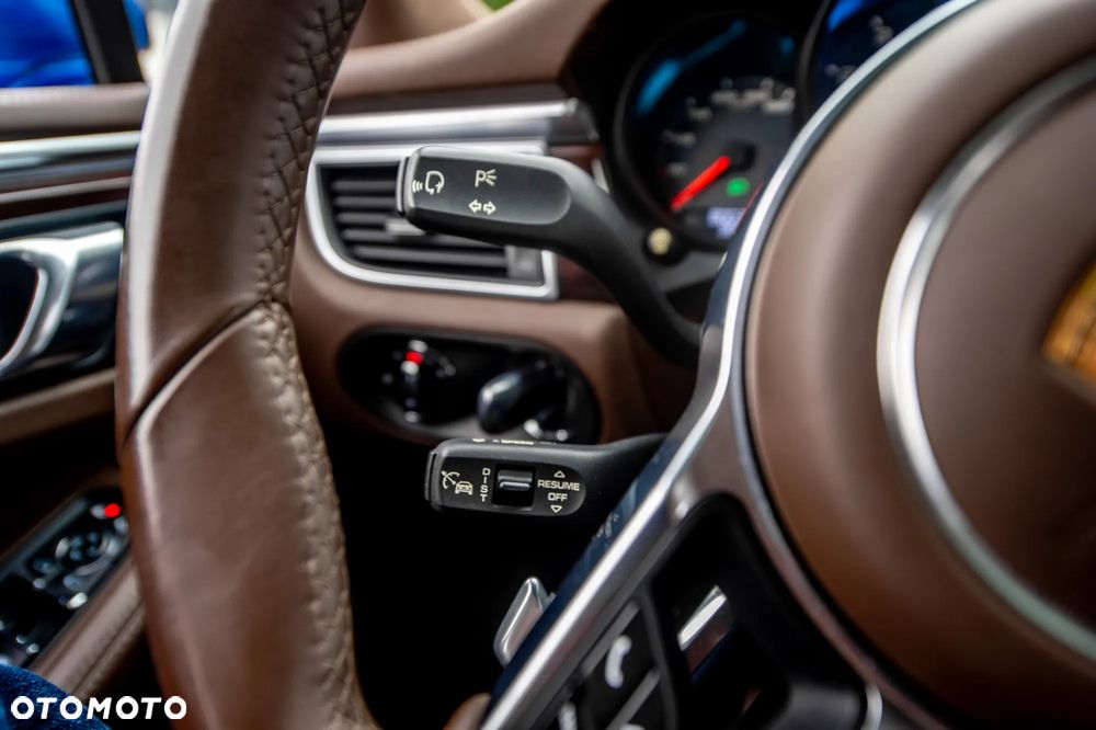 Porsche Macan GTS PDK - 21