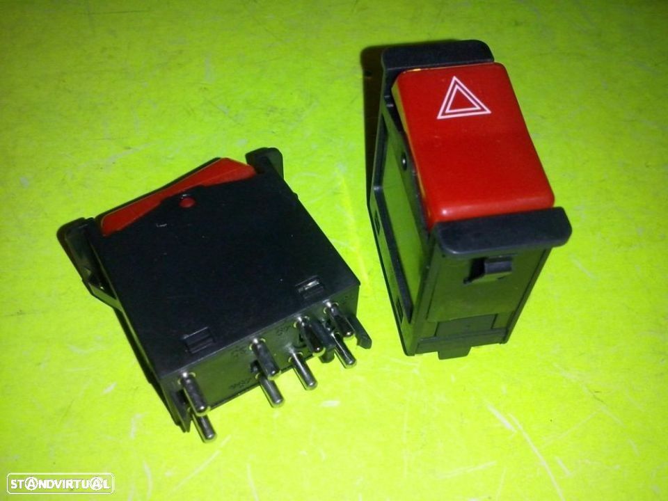 Botão dos 4 Piscas Mercedes W201 W123 W126 (Novo) - 1