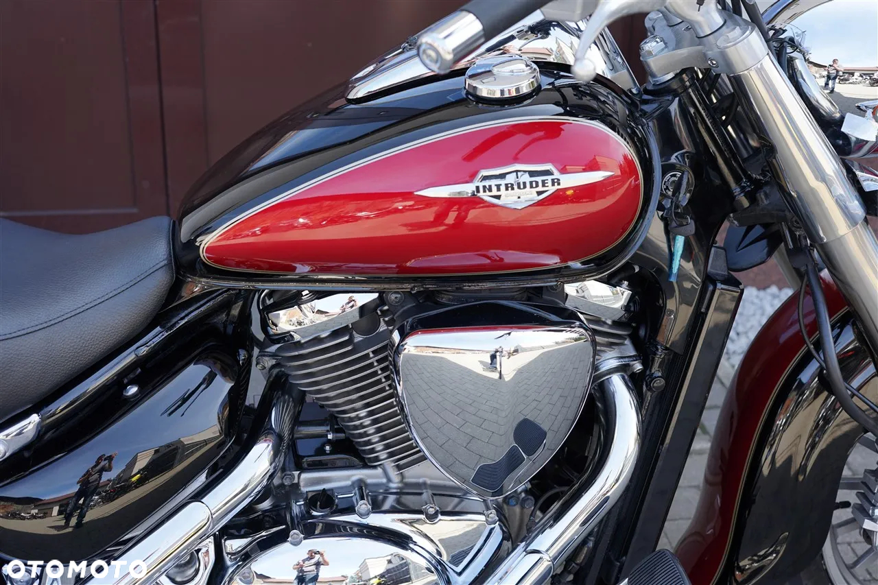 Suzuki VL 800 Volusia - 10
