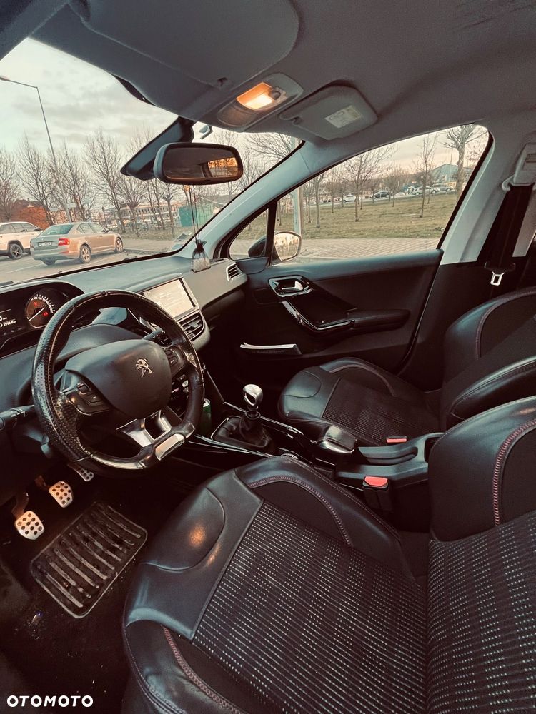 Peugeot 2008 PureTech 110 Stop&Start GT-Line Edition - 29