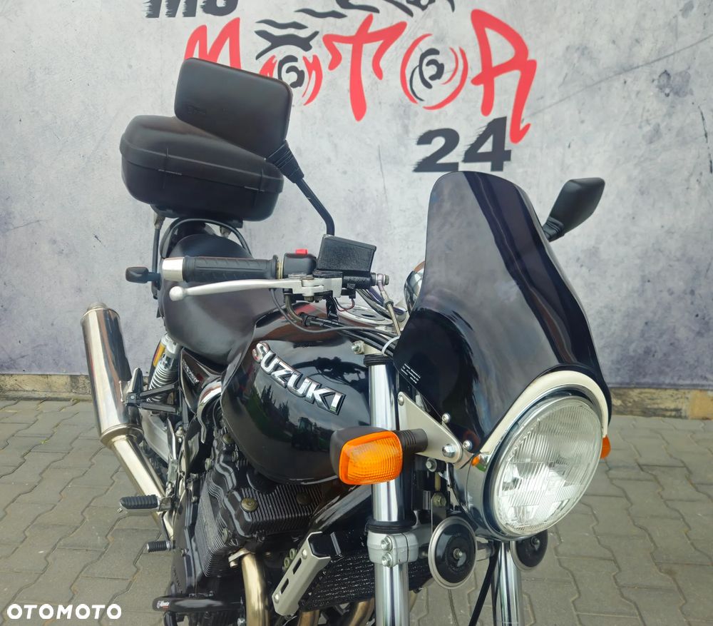 Suzuki GSX - 15