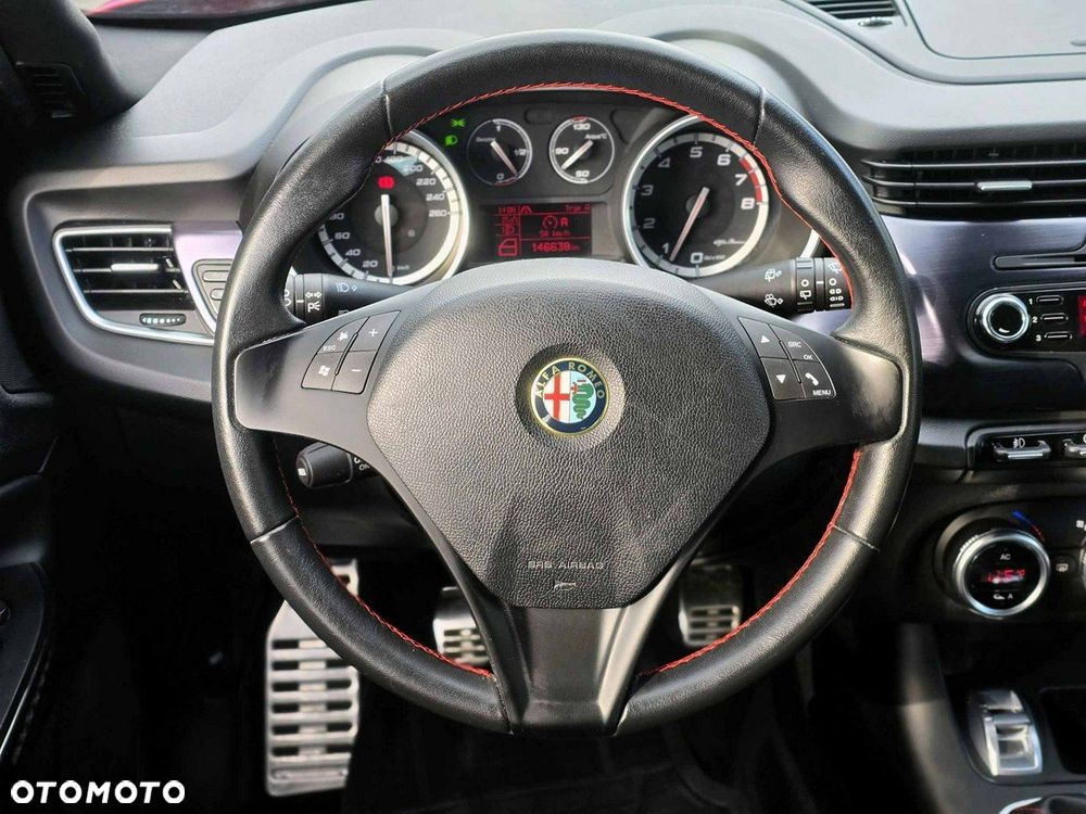 Alfa Romeo Giulietta - 25