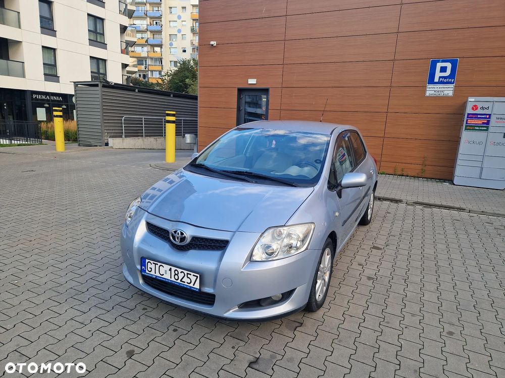 Toyota Auris 1.6 Premium MM - 1