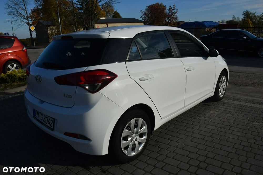 Hyundai i20 1.2 Select - 9