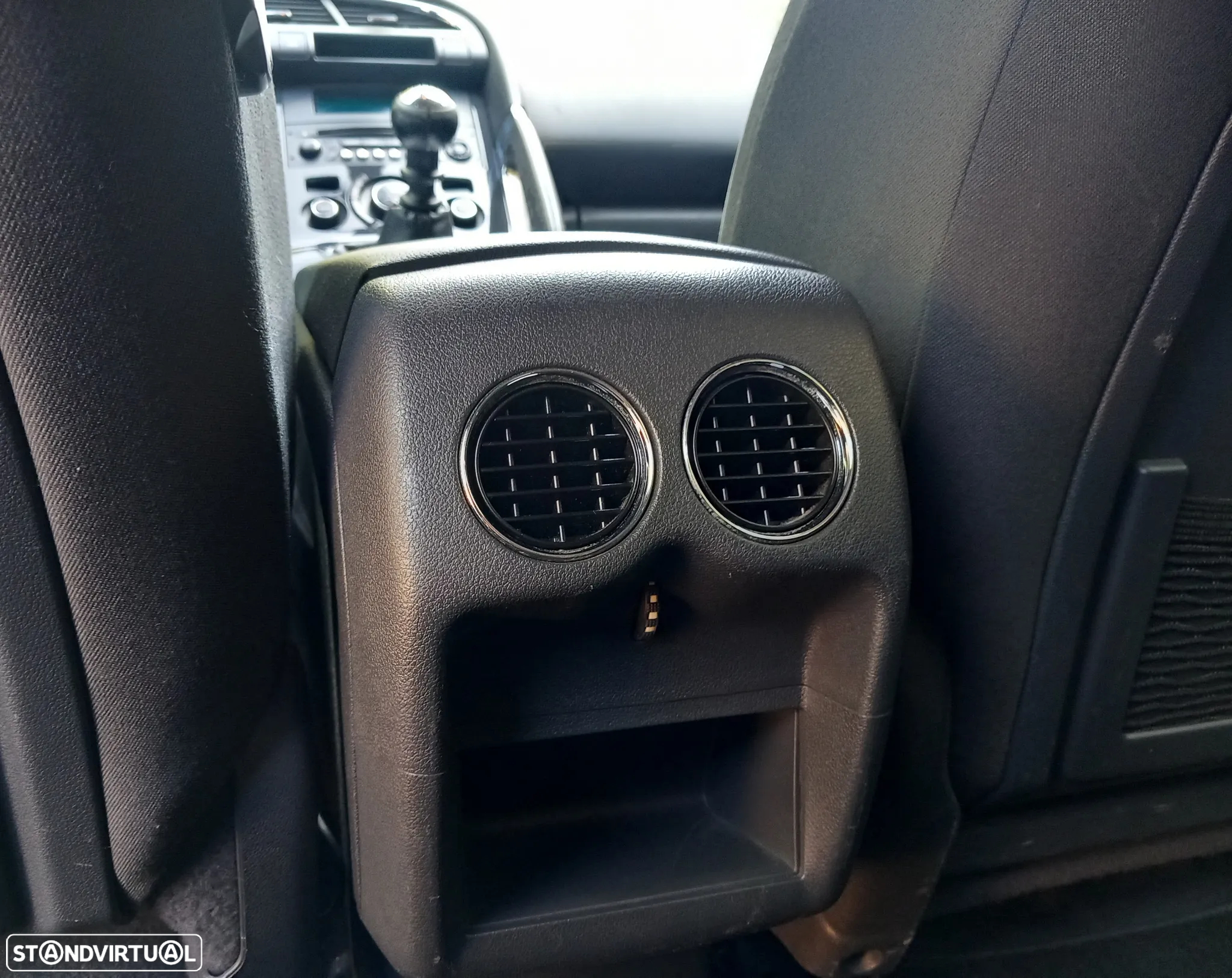 Peugeot 3008 1.6 HDi Active - 10
