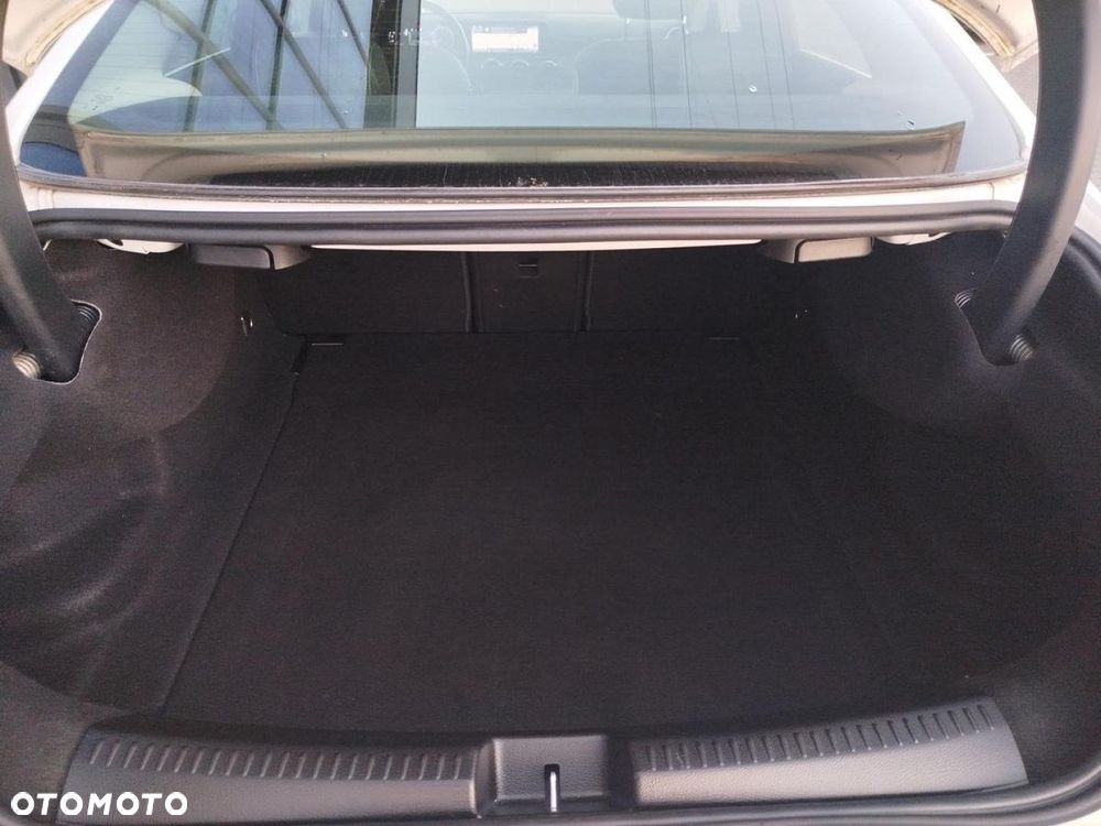 Mercedes-Benz CLA - 20