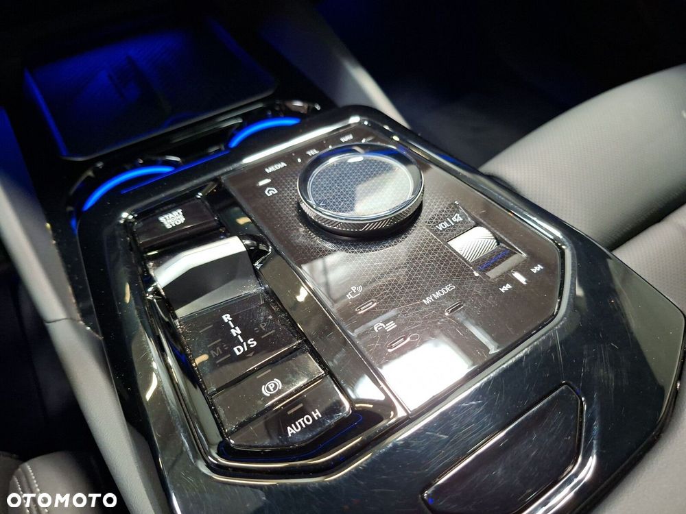 BMW Seria 5 - 17