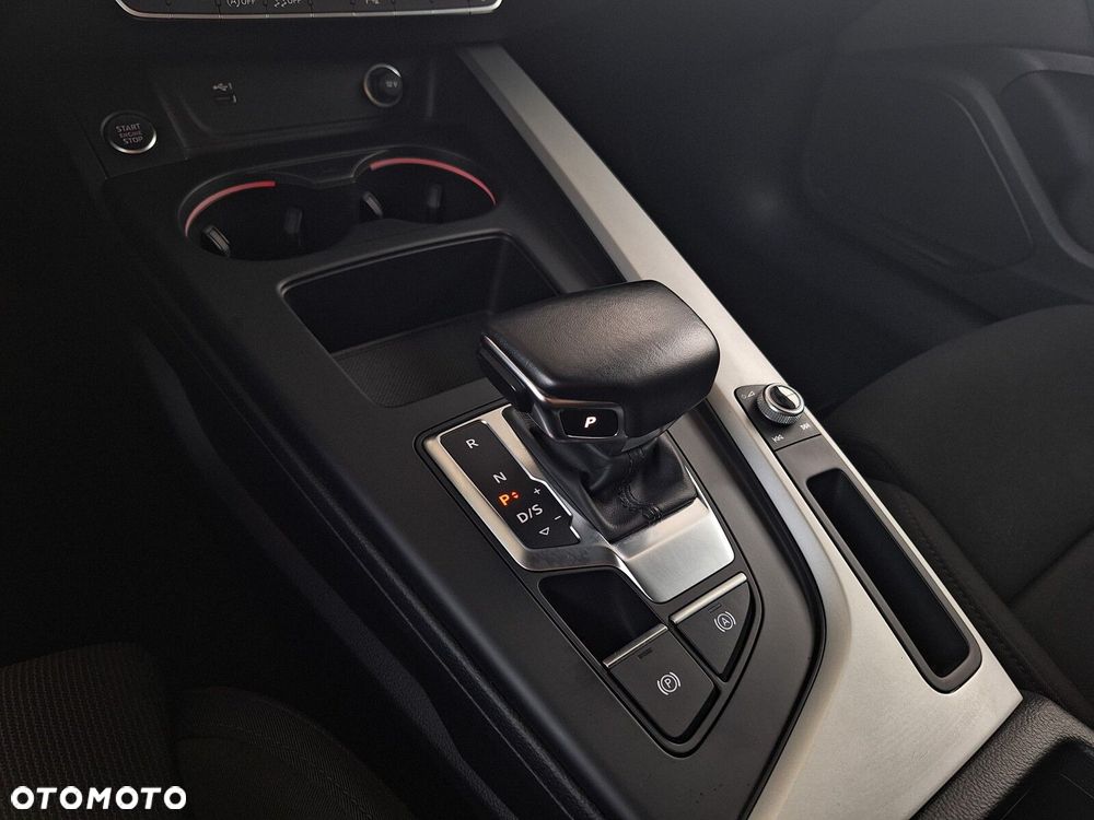 Audi A4 Limousine - 27