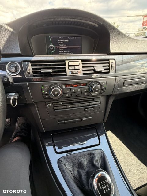 BMW Seria 3 320d DPF - 21