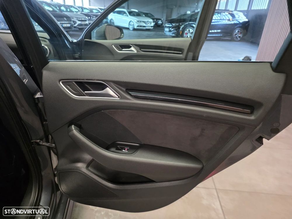 Audi A3 Sportback 2.0 TDI quattro S-line S tronic - 30