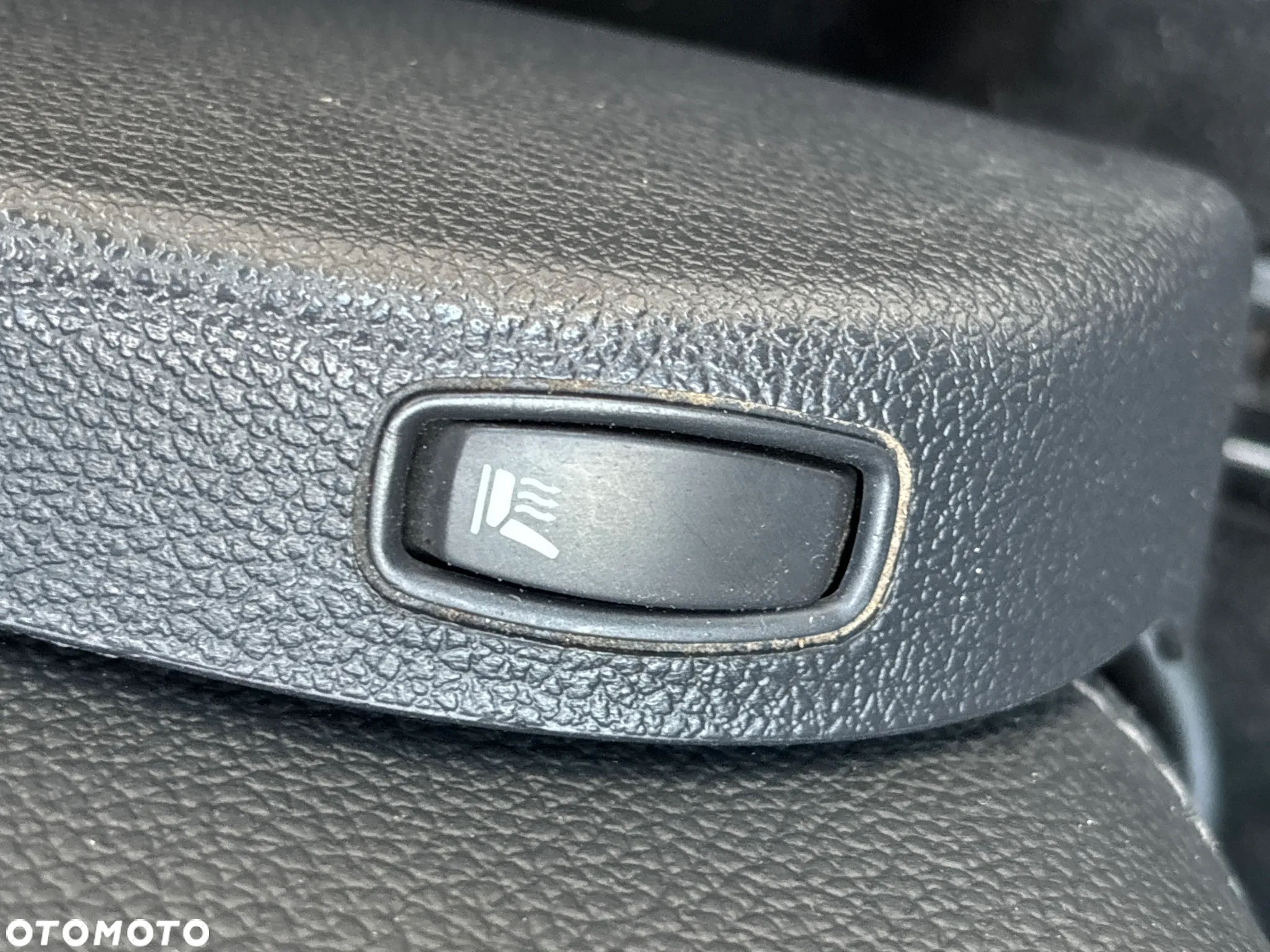 Dacia Duster 1.6 SCe Ambiance S&S - 26
