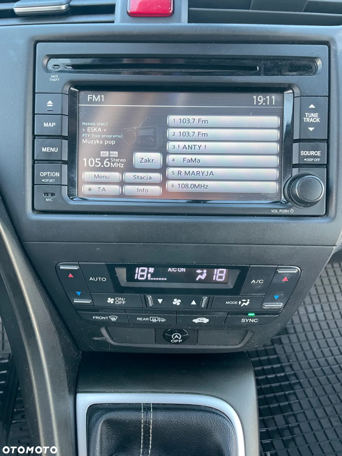 Honda Civic 1.8 Sport Navi SD - 34