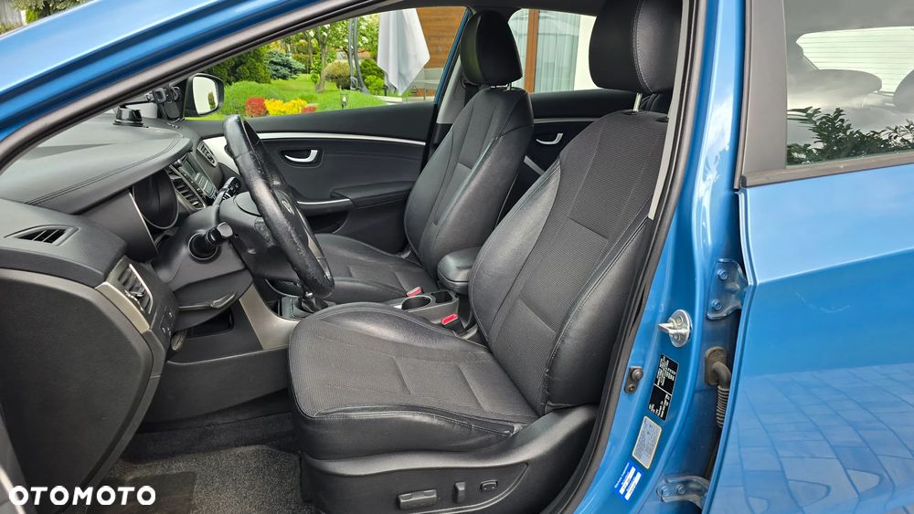 Hyundai i30 1.4 Style - 11