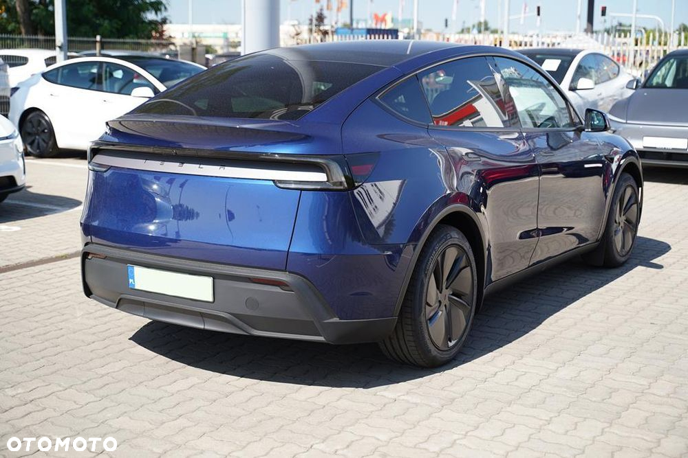 Tesla Y 62.8 RWD - 4