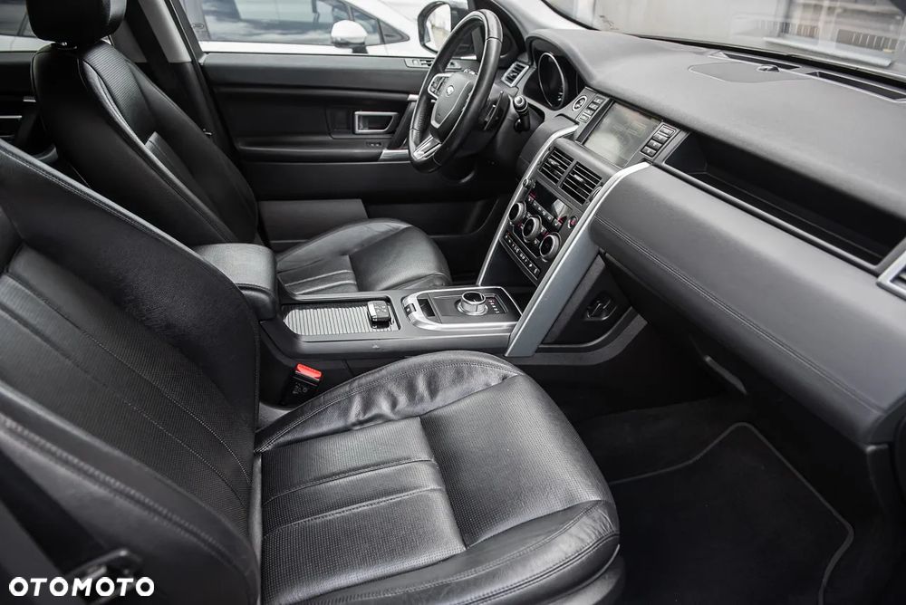 Land Rover Discovery Sport - 33