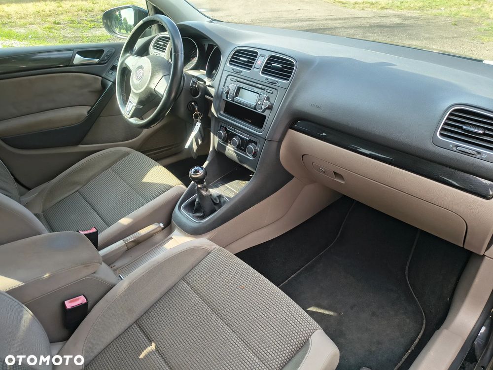 Volkswagen Golf 1.4 Team - 6