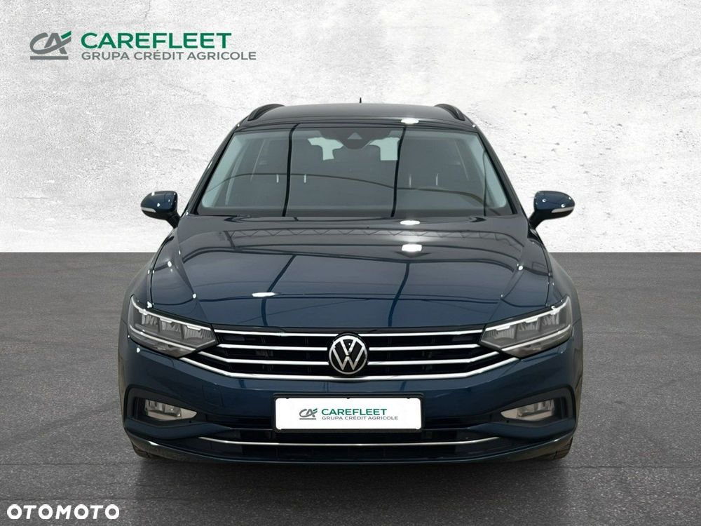 Volkswagen Passat - 2