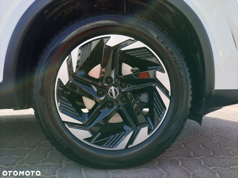 Nissan Qashqai 1.3 DIG-T MHEV N-Connecta Xtronic - 25