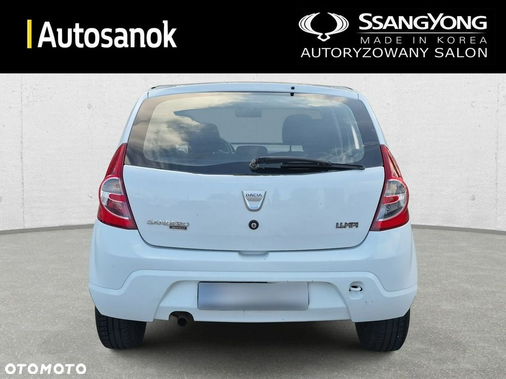 Dacia Sandero - 4