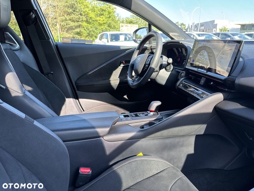 Toyota C-HR - 9