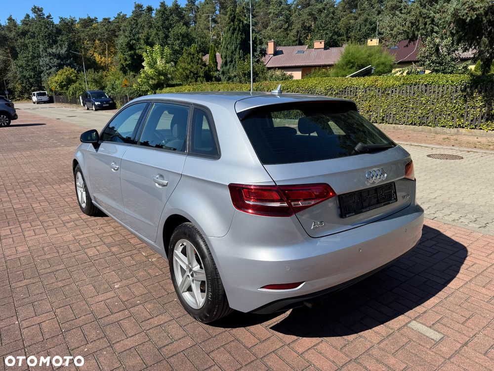 Audi A3 Sportback 1.0 TFSI design - 3
