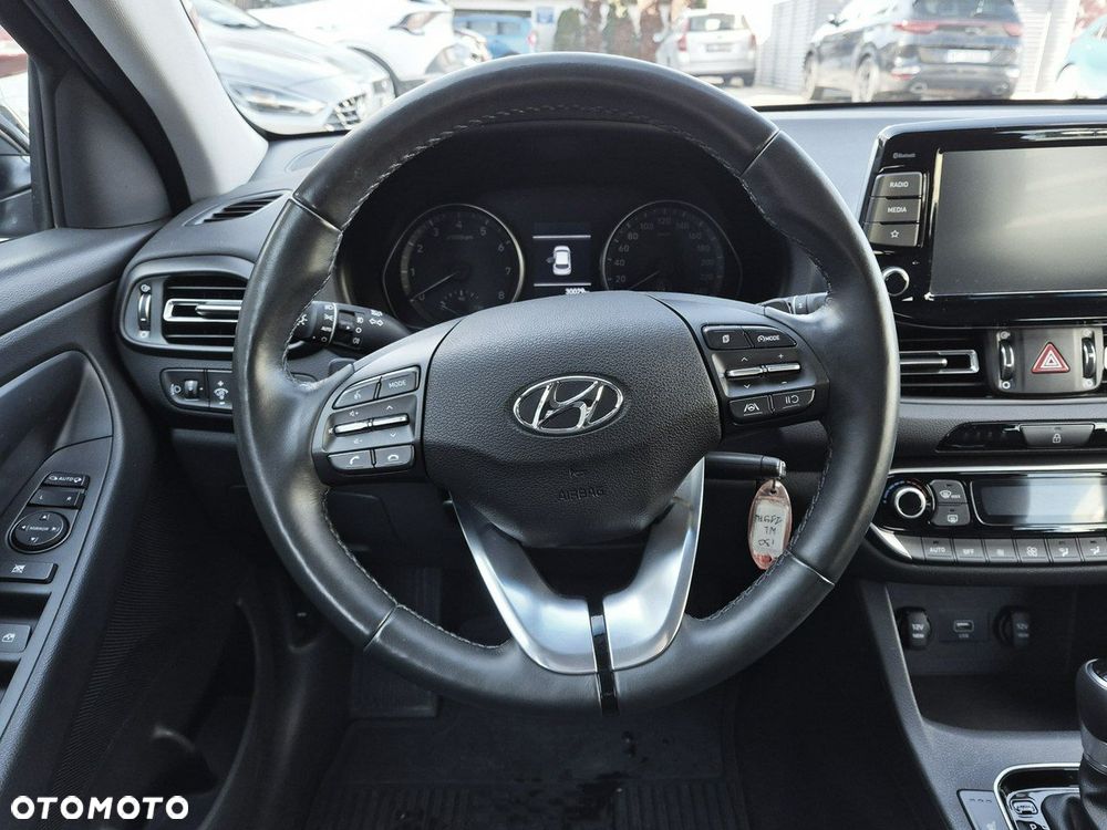 Hyundai i30 1.5 T-GDI 48V Smart DCT - 18