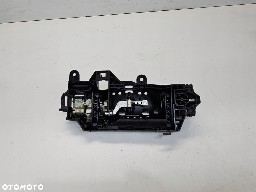 KLAMKA ZEWNĘTRZNA LEWA CHROM AUDI A4 B9 A5 8W0837811A LX7H - 5