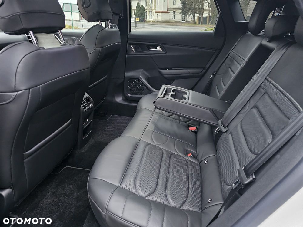 Citroën C5X 1.6 PHEV 225 Shine Pack EAT8 - 8