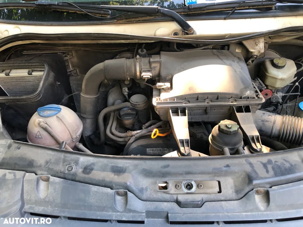 Calculator ECU motor VW Volkswagen Crafter 2,5 TDI 2008 - 4