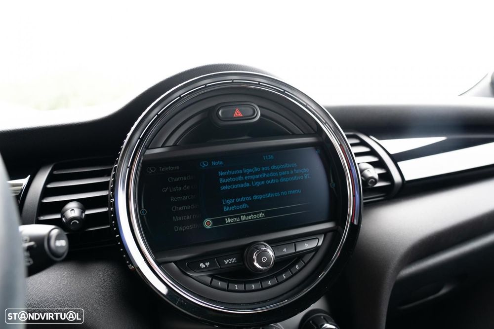 MINI 3 Portas John Cooper Works Auto Desportiva - 12