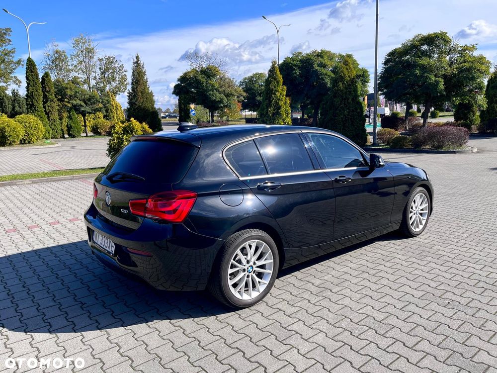 BMW 118I Advantage 2015 photo 5