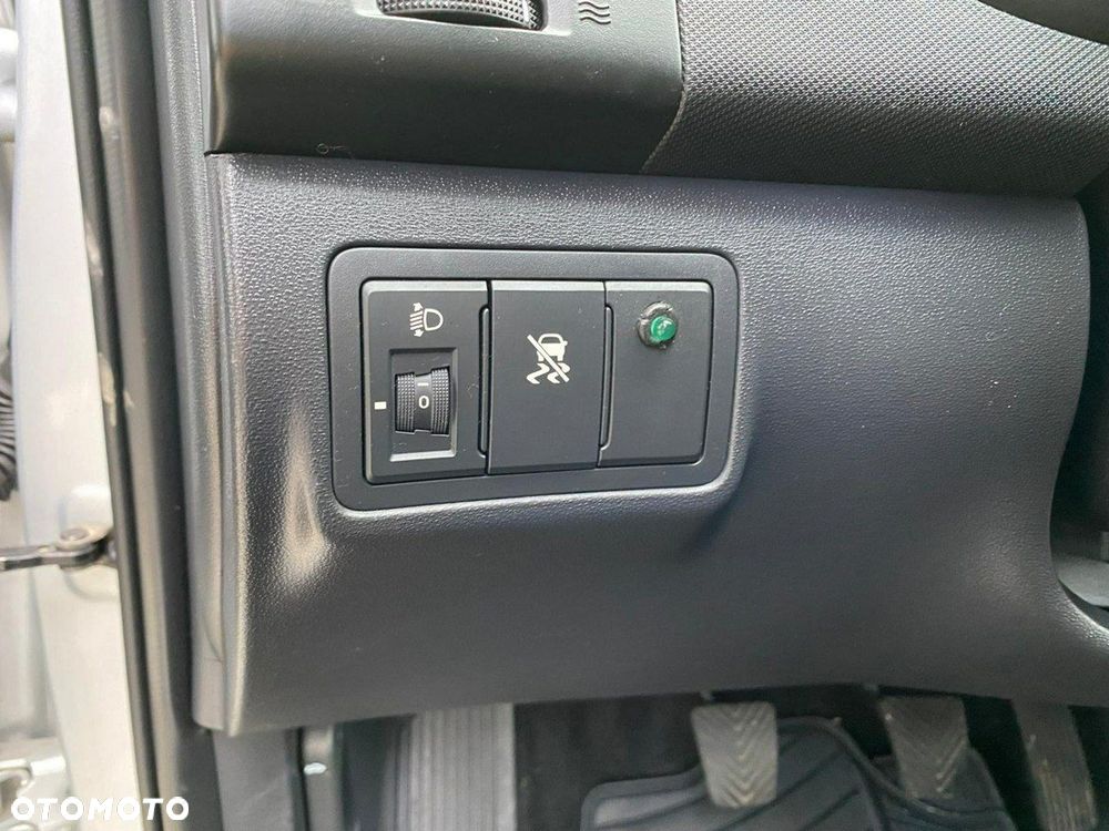 Hyundai i30 1.4 Classic + - 10