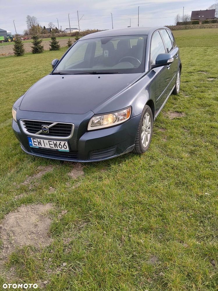 Volvo V50 - 1