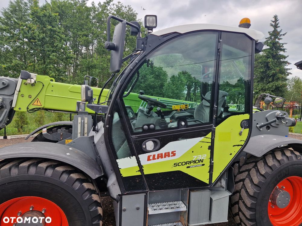 Claas SCORPION 732 - 15