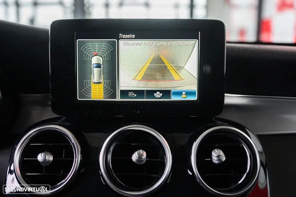 Mercedes-Benz C 200 - 23