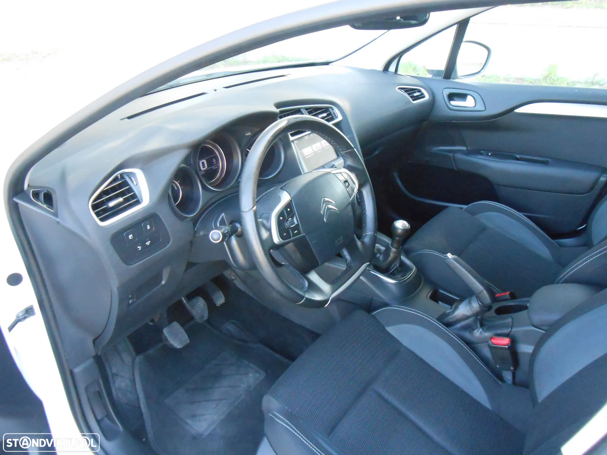 Citroën C4 BlueHDi 100 Selection - 12