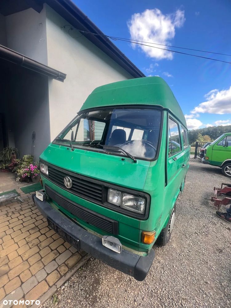 Volkswagen Transporter - 2